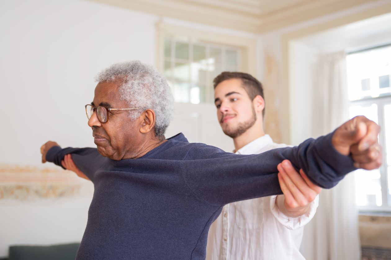 Caregiver providing cozy in-home support for a senior in Ridgewood, NJ